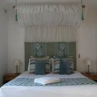 Rooms near Weston-super-Mare，位于Uphill的酒店
