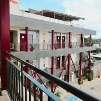 Hotel Yorio Inn,位于图斯潘罗德里格斯卡诺的酒店