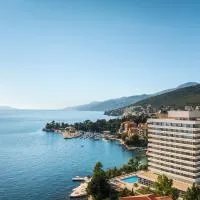 Hotel Ambasador - by Liburnia Hotels & Villas，位于奥帕提亚的酒店