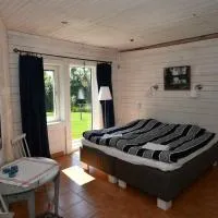 Kolarbo Gård B&B，位于Fors的酒店