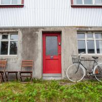 Siglufjörður Holiday Apartment，位于锡格吕菲厄泽格里姆塞机场 - GRY附近的酒店
