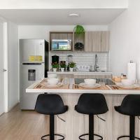 Large apartment airport Guatemala City，位于Estación Pamplona拉奥罗拉国际机场 - GUA附近的酒店