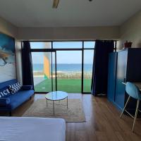 Beachfront Hotel, La Mercy，位于乌姆兰加沙卡国王国际机场 - DUR附近的酒店