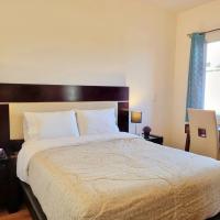 Habitación con baño privado, cerca del Parque Toluca 2000，位于Santín阿道弗·洛佩兹·马特奥斯机场 - TLC附近的酒店