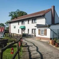 Gasthaus Stuckatz，位于Dollenchen的酒店