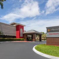 Hawthorn Extended Stay by Wyndham Ft Lauderdale Cypress Crk，位于劳德代尔堡劳德代尔堡行政机场 - FXE附近的酒店