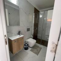 Four seasons sitesi，位于Aglantzia埃阿坎机场 - ECN附近的酒店