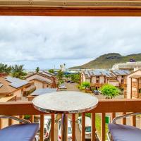 Walk to Nawiliwili Harbor Condo with Saltwater Pool，位于利胡埃利胡埃机场 - LIH附近的酒店
