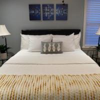 Cozy House of the South Overnight Guesthouse Rentals，位于门罗Monroe Regional Airport - MLU附近的酒店
