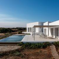 MedBlu Paros，位于Paros National Airport帕罗斯国内机场 - PAS附近的酒店