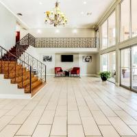 OYO Hotel Tyler Northwest Mineola Hwy，位于泰勒Tyler Pounds Regional Airport - TYR附近的酒店