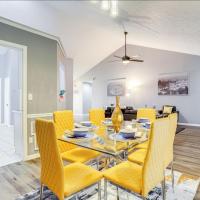 Beautiful Home in Lawrenceville，位于罗维莎格威内特县机场（布里斯科机场） - LZU附近的酒店