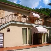 Affittacamere Ristorante Fiorelli，位于Preci的酒店
