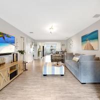 Waterfront Retreat Home Dania Beach，位于达尼亚滩劳德代尔堡-好莱坞国际机场 - FLL附近的酒店