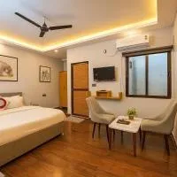 Golden M Riz Hotel & Restuarant，位于勒克瑙的酒店