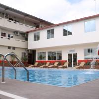 Hotel Pikeiro Blue，位于曼塔埃洛伊·阿尔法罗国际机场 - MEC附近的酒店