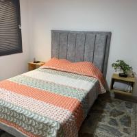 Hermoso apartamento en guayabal，位于麦德林奥拉亚·埃雷拉机场 - EOH附近的酒店