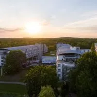 Kongresshotel Potsdam am Templiner See，位于波茨坦的酒店