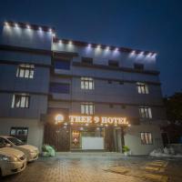 TREE 9 Lounge -Cochin Airport，位于尼杜巴塞莱科钦国际机场 - COK附近的酒店