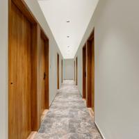 Hotel O The Infinity，位于拉杰果德Rajkot International Airport - HSR附近的酒店