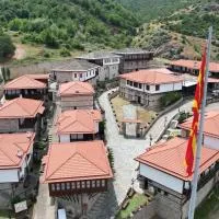 Macedonian Village Hotel & Resort，位于斯科普里的酒店