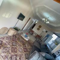 Cozy home in Area 43, Lilongwe，位于利隆圭利隆圭机场 - LLW附近的酒店