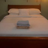 Anibare Bright & Spacious Private Home & Parking，位于阿尼巴雷Nauru International Airport - INU附近的酒店