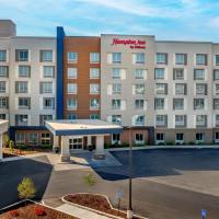 Hampton Inn By Hilton St Louis Airport，位于圣路易斯兰伯特-圣路易斯国际机场 - STL附近的酒店