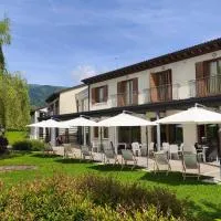 Hotel Canova Sport & Relax,位于卡瓦索德图巴的酒店