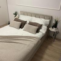 Green Airport Apartment，位于华沙华沙肖邦国际机场 - WAW附近的酒店