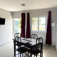 2BR Top Hill Island view and distant ocean view，位于威廉斯塔德库拉索国际机场 - CUR附近的酒店