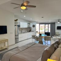 Unit 238 - Casa Amber-OCEAN VIEW-Fully Renovated，位于卡波圣卢卡斯的酒店