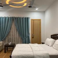 Luxury Apartment，位于Barkat贝娜齐尔·布托国际机场 - ISB附近的酒店
