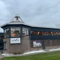 Hotel De Hertog，位于弗拉讷克的酒店