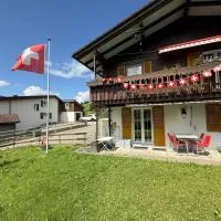 Free Spirit Chalet，位于弗拉里的酒店
