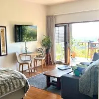 Callemondah Studio with stunning views, in Bangalow and Byron Hinterland，位于班加洛的酒店