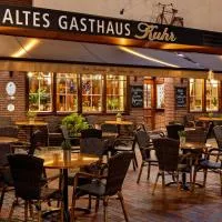 Altes Gasthaus Kuhr - Hotel & Restaurant，位于帕彭堡的酒店