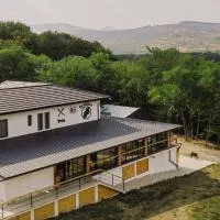 La Pădure，位于默古拉的酒店