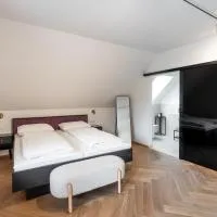 SISTERS Haus Hotel Garni，位于延纳斯多夫的酒店