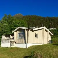 Villa Haudalan Åndalsnes，位于翁达尔斯内斯的酒店