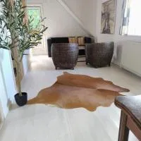 Henne Station, Midtiby B & B，位于Henne的酒店