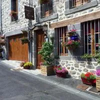 L'ESCALE DE CAMILLE，位于米拉的酒店