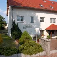 Hotel & Pension Aßmann，位于Hochkirch的酒店