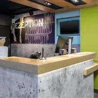 B&B HOTEL Düsseldorf-Hilden，位于希尔登的酒店