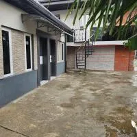 Hen-Cap Apartment Services，位于Agege的酒店