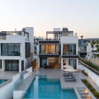 Aqua Beachfront Villas - Villa 2，位于阿依纳帕的酒店