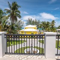 Villa By the Beach - sleeps 8 plus，位于拿骚的酒店