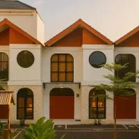 D'Muarra Studio Villa，位于Cemagi的酒店