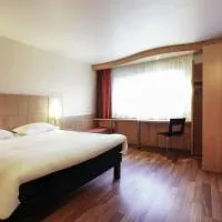 ibis Charleville Mézières，位于维莱塞默斯的酒店