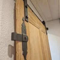 Mirchel Pintli Zimmer 1, Hotel und Restaurant，位于采齐维尔的酒店